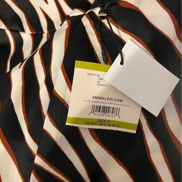 NWT-Plus Size‎ Zebra-Print High-Rise Wide-Leg Pants - Picture 8 of 11